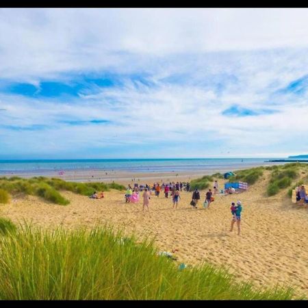 Mp502 - Camber Sands Holiday Park - Sleeps 6 - Small Dog - Gated Decking - Amazing Marsh Views Exterior photo